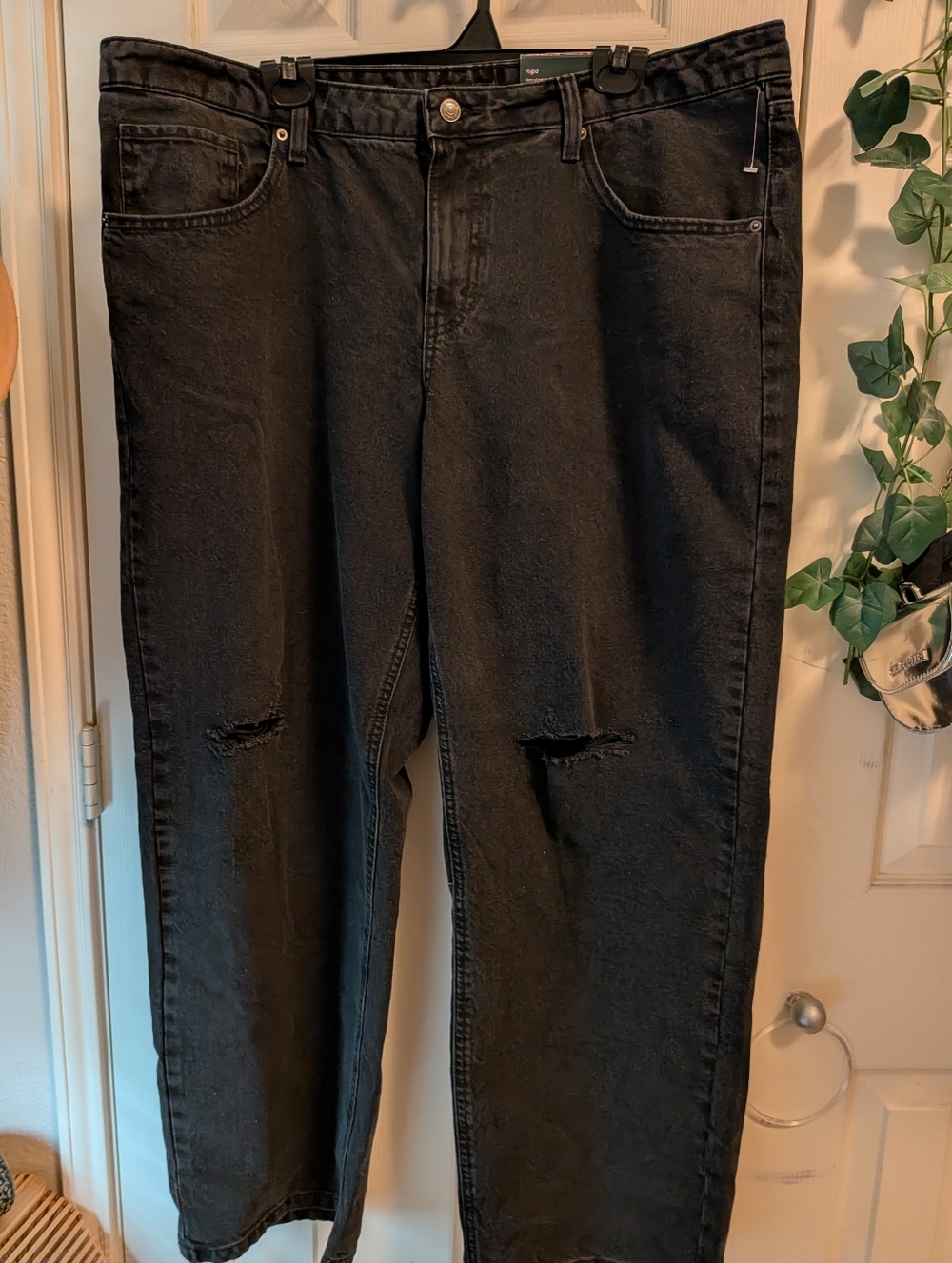 Wild Fable Mid-Rise 90s Relaxed Straight Jeans